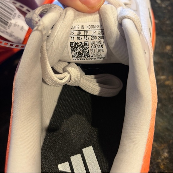 Adidas Queststar 3 “Dash Grey Semi Impact Orange” in size 11 for men - Picture 4 of 6